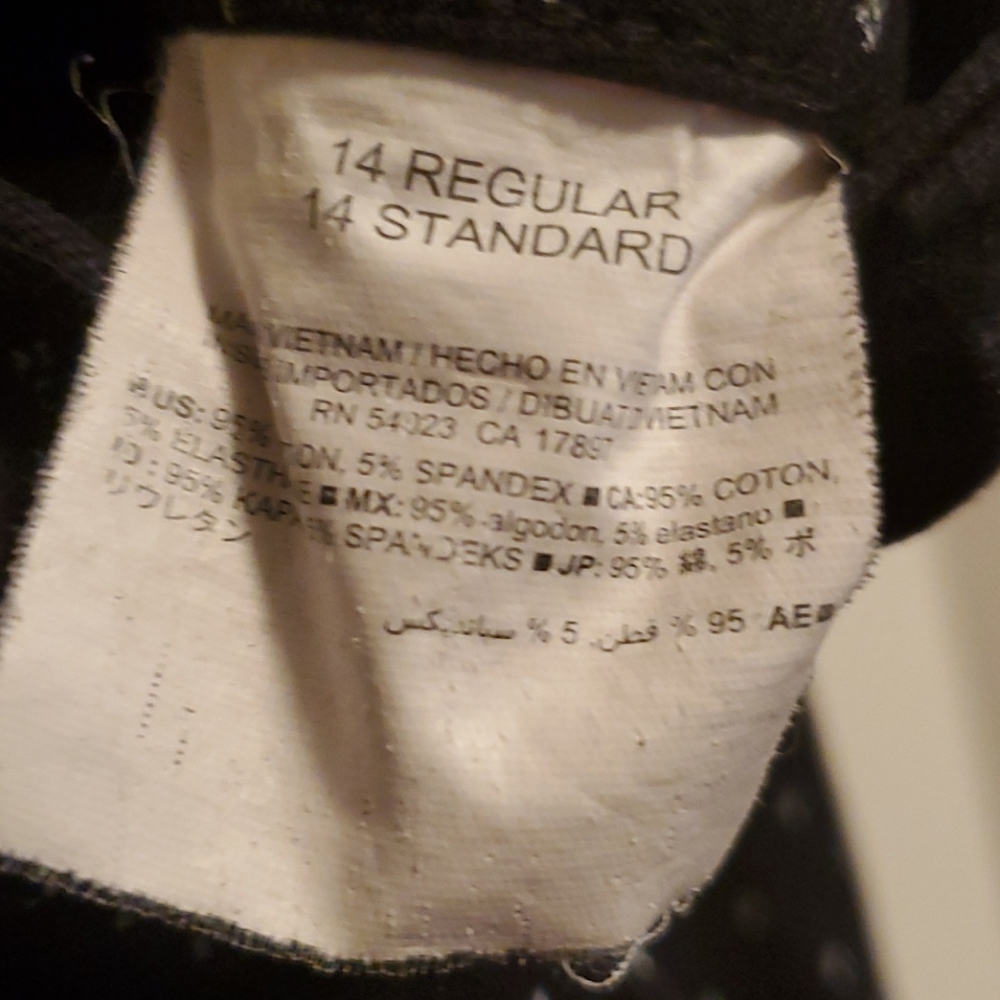 Old Navy pants - Picture 5 of 5